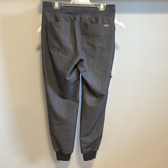 Figs Zamora jogger scrub pants. - Picture 5 of 9